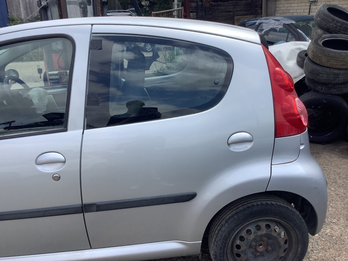 PEUGEOT 107 PASSENGERS SIDE N/S REAR DOOR GRIS GALLIUM PAINT CODE KTB 2005 20140