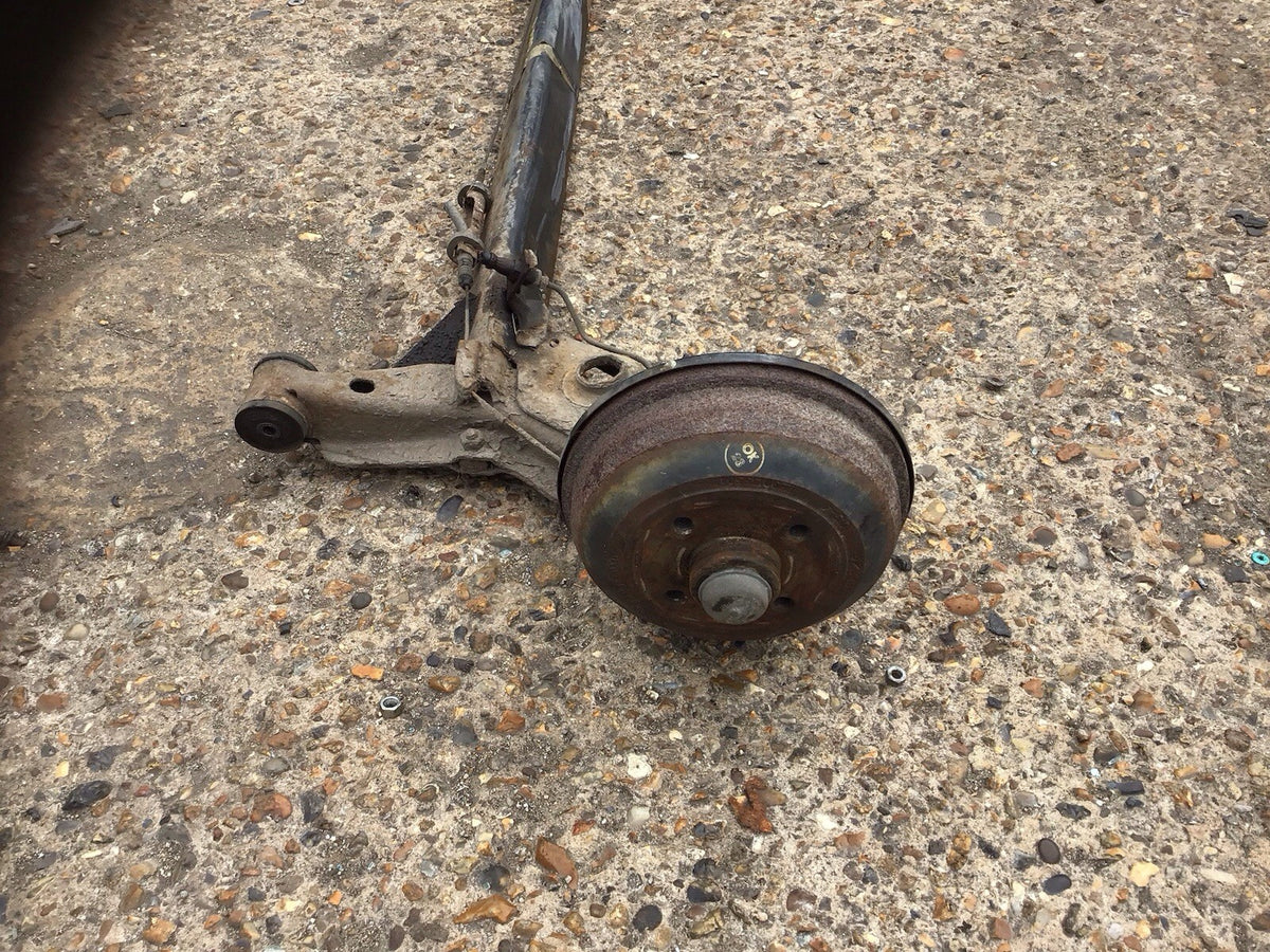 VAUXHALL CORSA B REAR AXLE DRUM BRAKES NO ABS 1993 20006