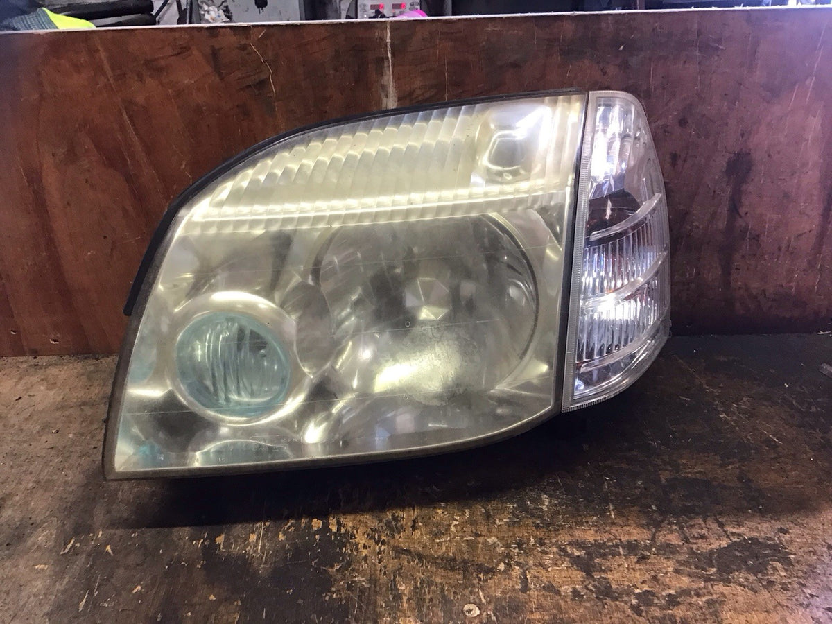 NISSAN Z TRIAL MK1 PASSENGER'S SIDE N/S HEADLIGHT 2002 20072