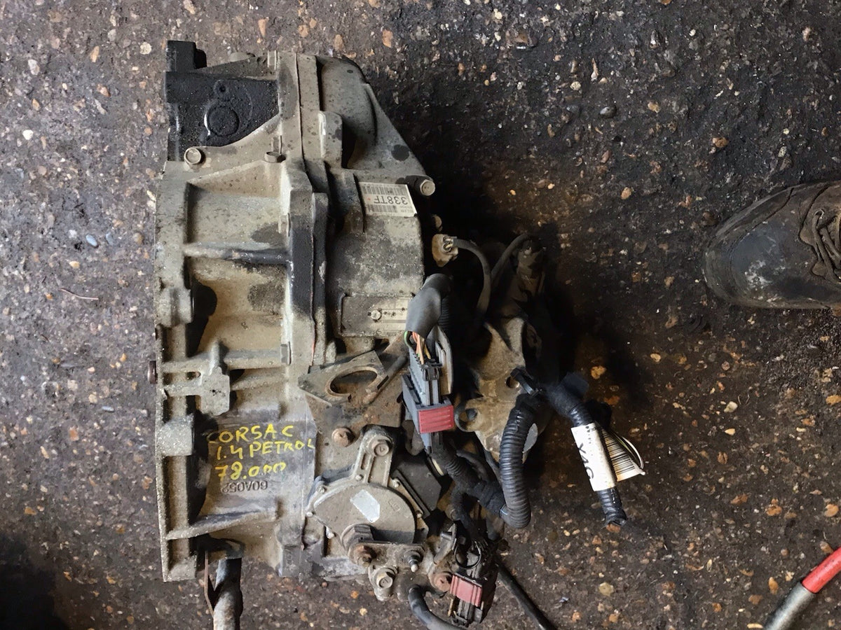 VAUXHALL CORSA C 1.4 AUTOMATIC GEARBOX 338TF 78000 MILES  2001 20068