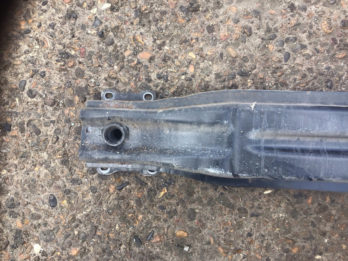 VOLKSWAGEN GOLF MK7  REAR BUMPER SUPPORT BAR CRASH BAR 2013 20173