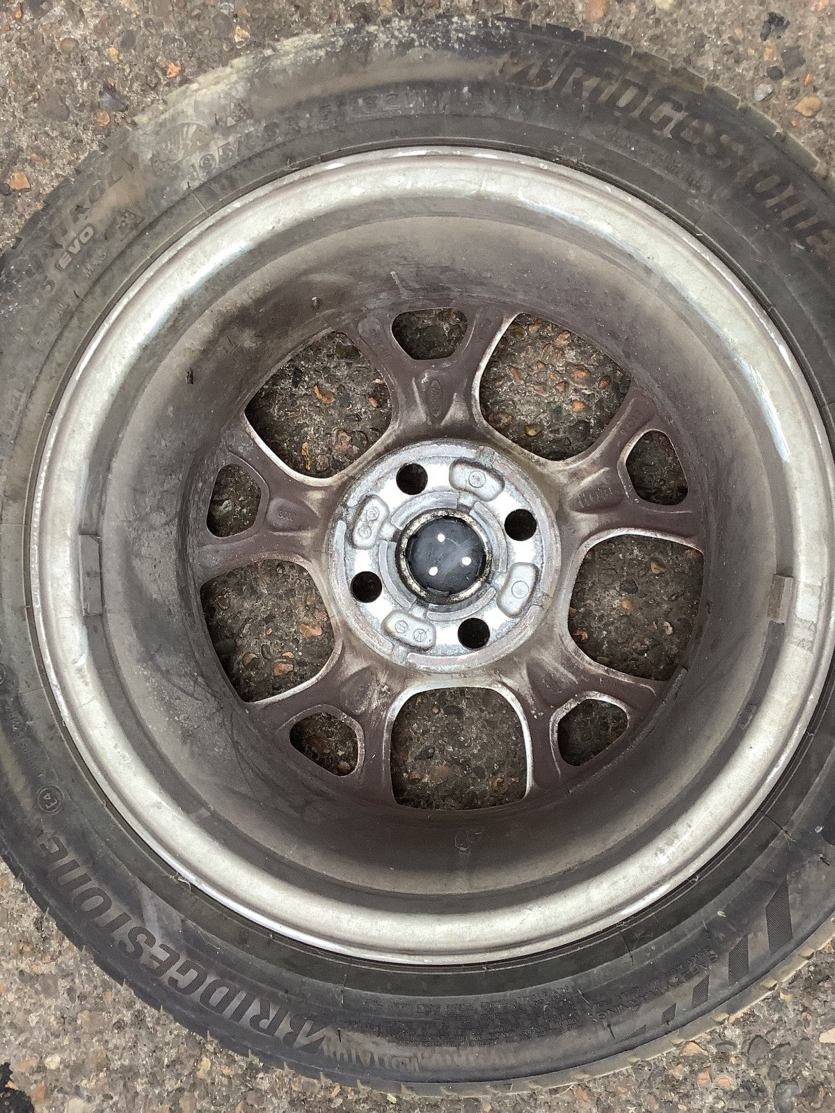 FORD FIESTA MK7 ALLOY WHEEL 15'' WITH TYRE 195X50X15 BA6J 1007 GA 2009 20178