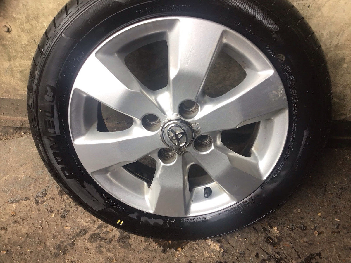 TOYOTA AYGO MK1 ALLOY WHEEL 14'' 42611 YY360 WITH TYRE 155X65X14 2005 20152