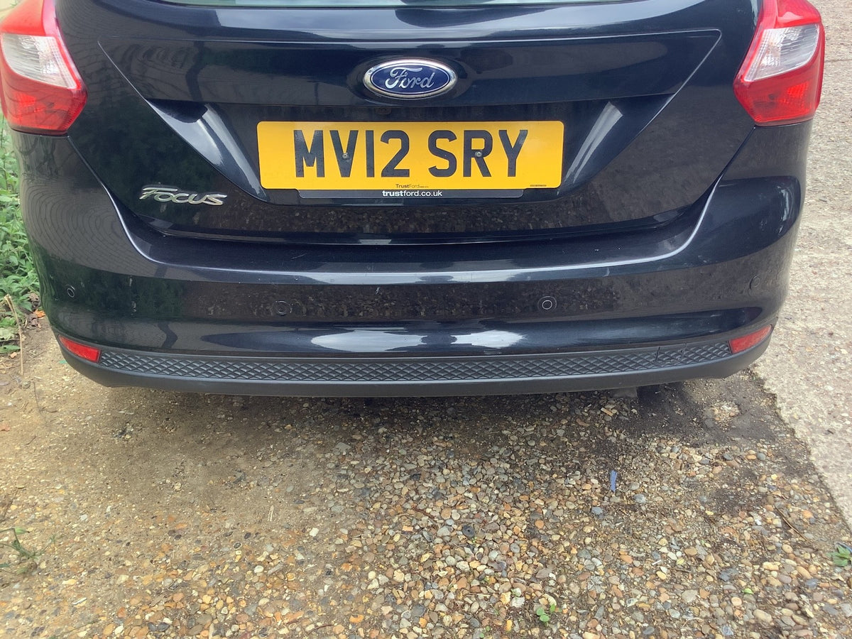 FORD FOCUS MK3 REAR BUMPER PANTHER BLACK  METALLIC HATCHBACK 2011 20180