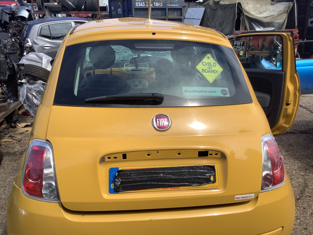 FIAT 500 TAILGATE IN GIALLO SOLE PAINT CODE 712/A 2008 20155