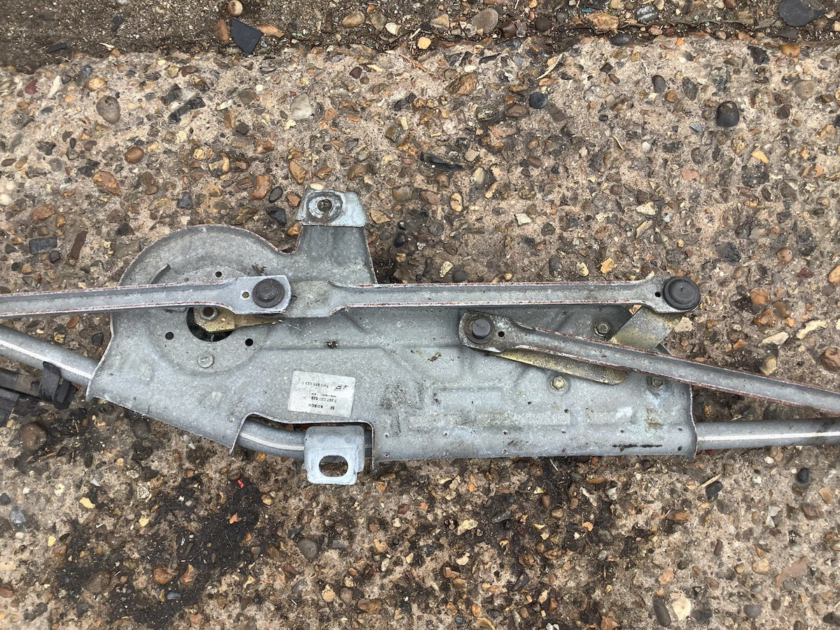 SEAT ALHAMBRA WIPER MOTOR AND LINKAGE 0390241803 2014 20219