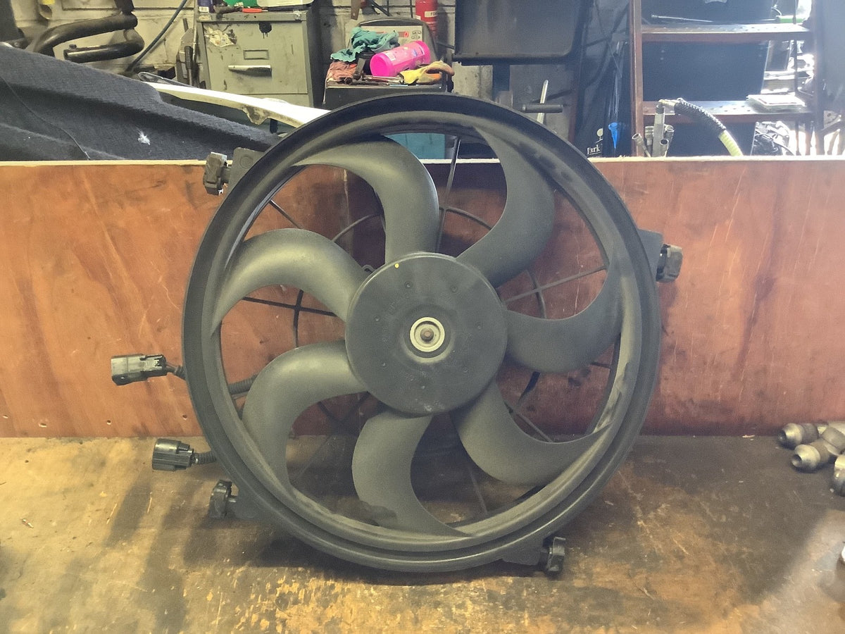 HYUNDAI I20 MK1 RADIATOR FAN COWLING  2008 20125