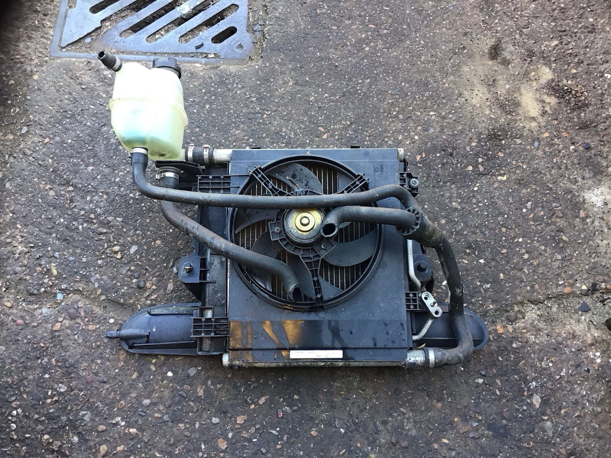 SMART FORTWO PETROL RADIATOR RAD PACK 0003428V006 2007 20141