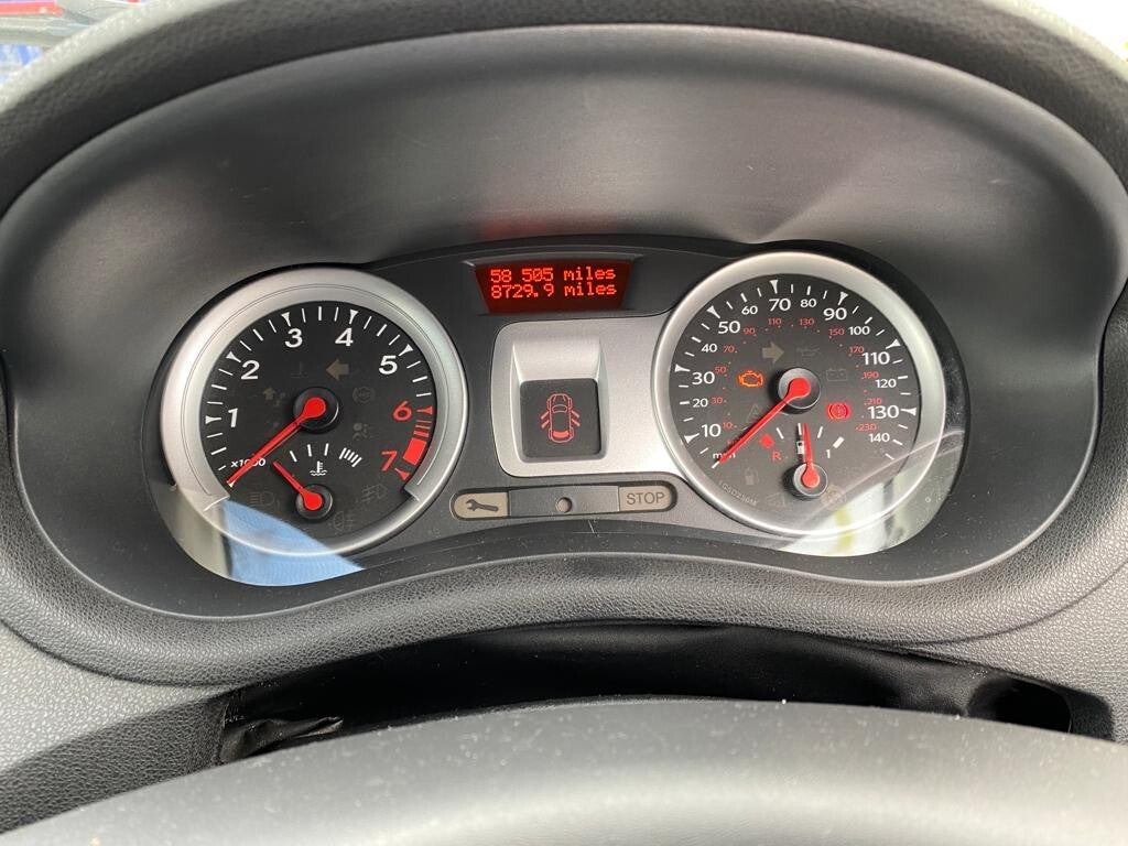 RENAULT CLIO MK3 1.2 TURBO PETROL ENGINE CODE D4F 784 58000 MILES 2006 20125