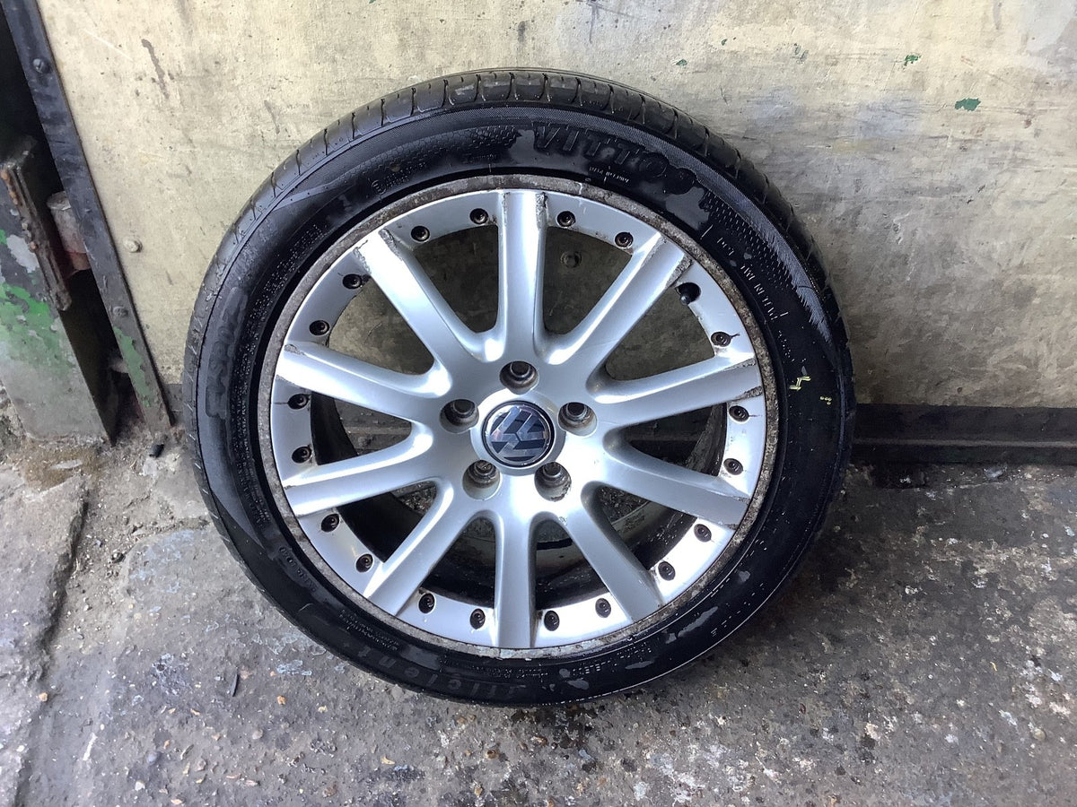 VOLKSWAGEN GOLF MK5 ALLOY WHEEL 17" 1K0601025K WITH TYRE 225X45X17 2002 20082