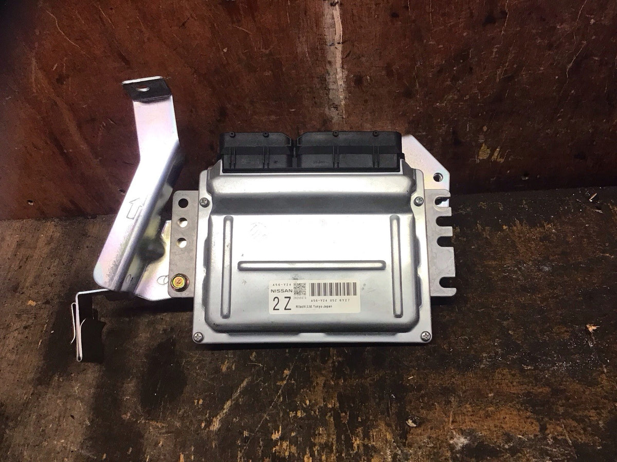 NISSAN X TRIAL T30 2.5 ECU ENGINE CONTROL A56 Y24 2001 20071