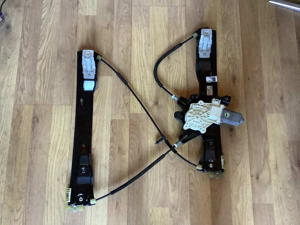 FORD FOCUS MK3 WINDOW REGULATOR DRIVER O/S SIDE ELECTRIC BM51 A23200 BC 2011 180