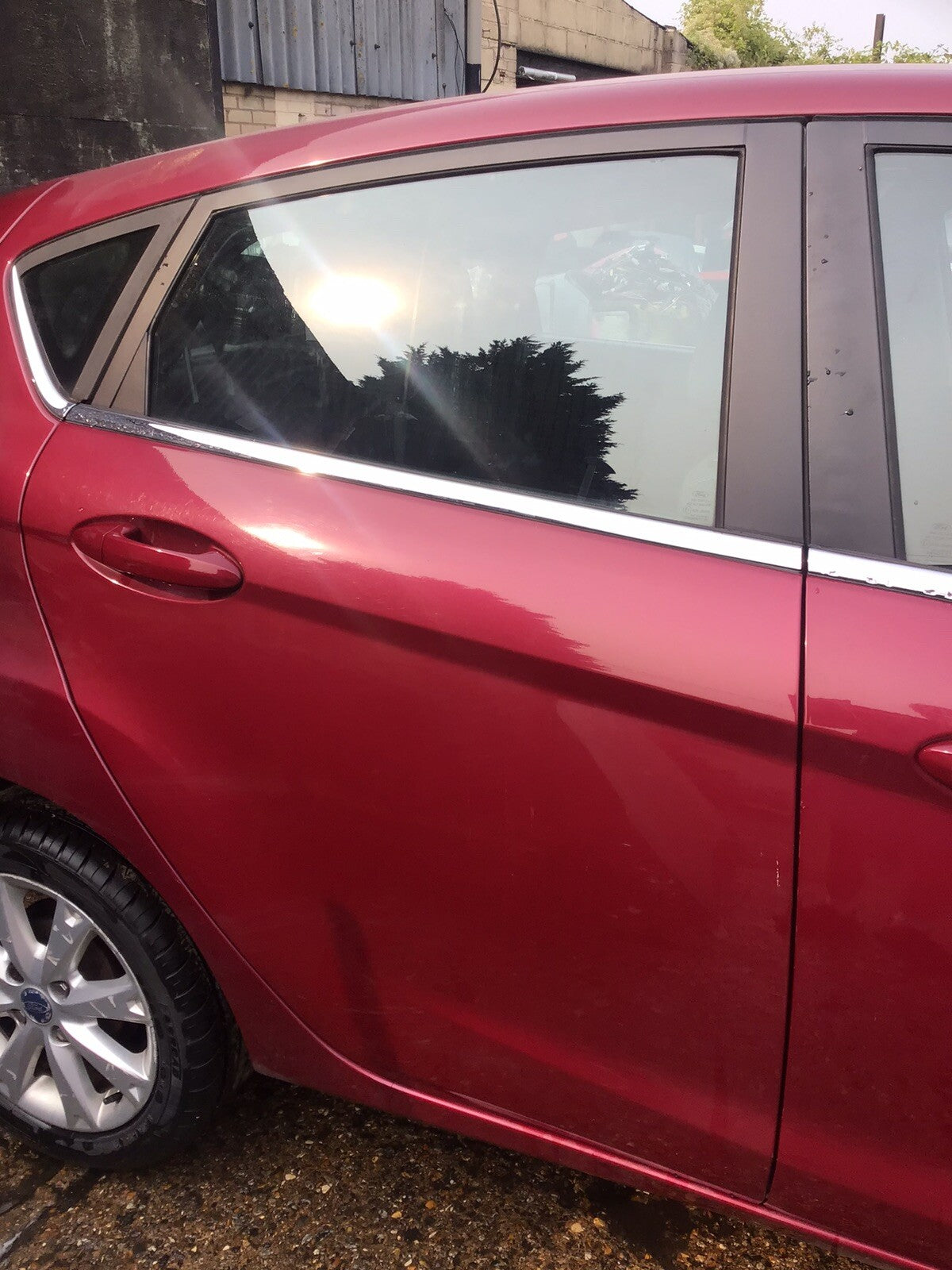 FORD FIESTA MK7 DRIVER'S SIDE O/S REAR DOOR M9 HOT MAGENTA 2008 20176