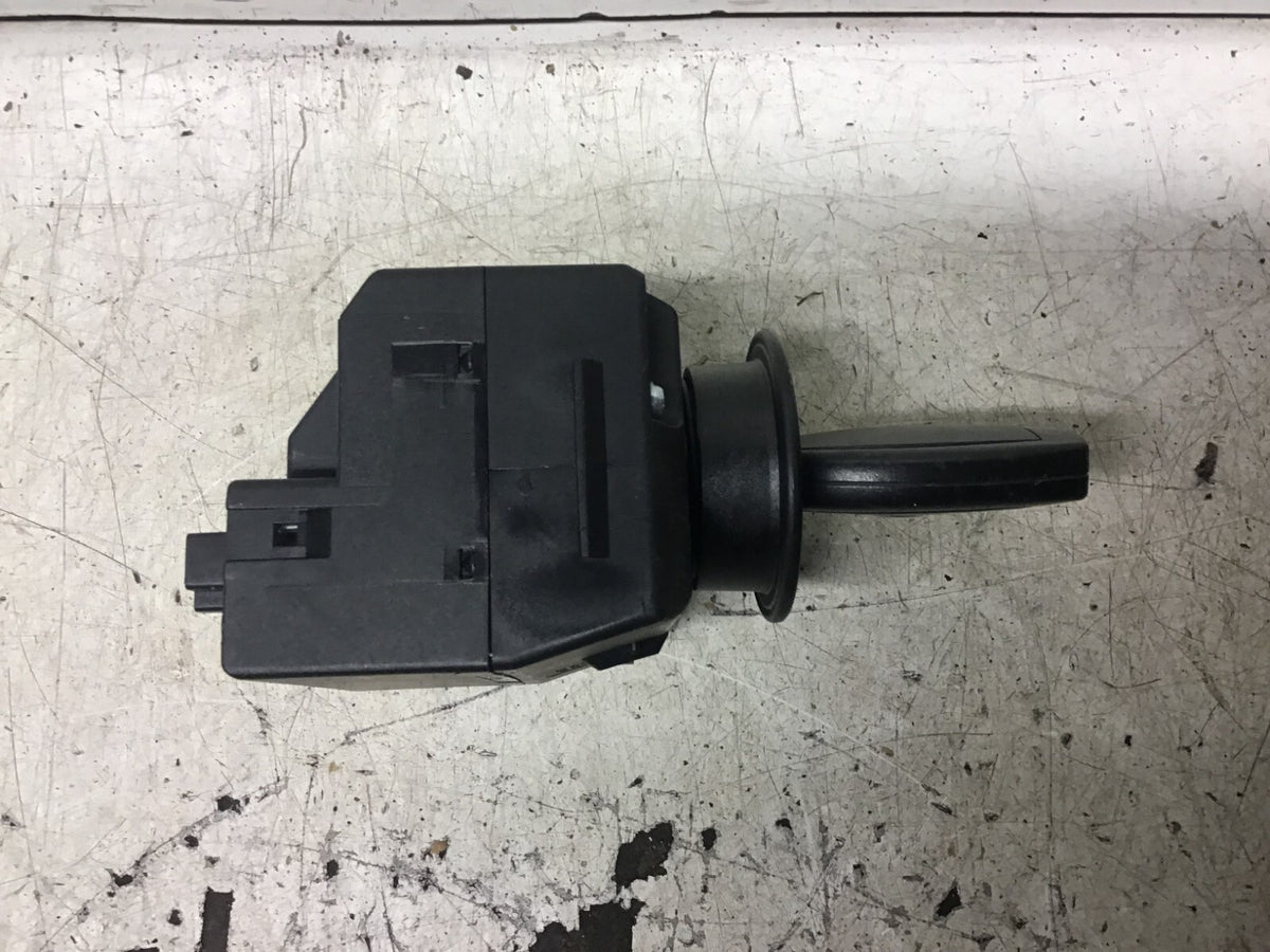 MERCEDES C CLASS W203 IGNITION BARREL LOCK AND KEY 2095451908 2002 20084