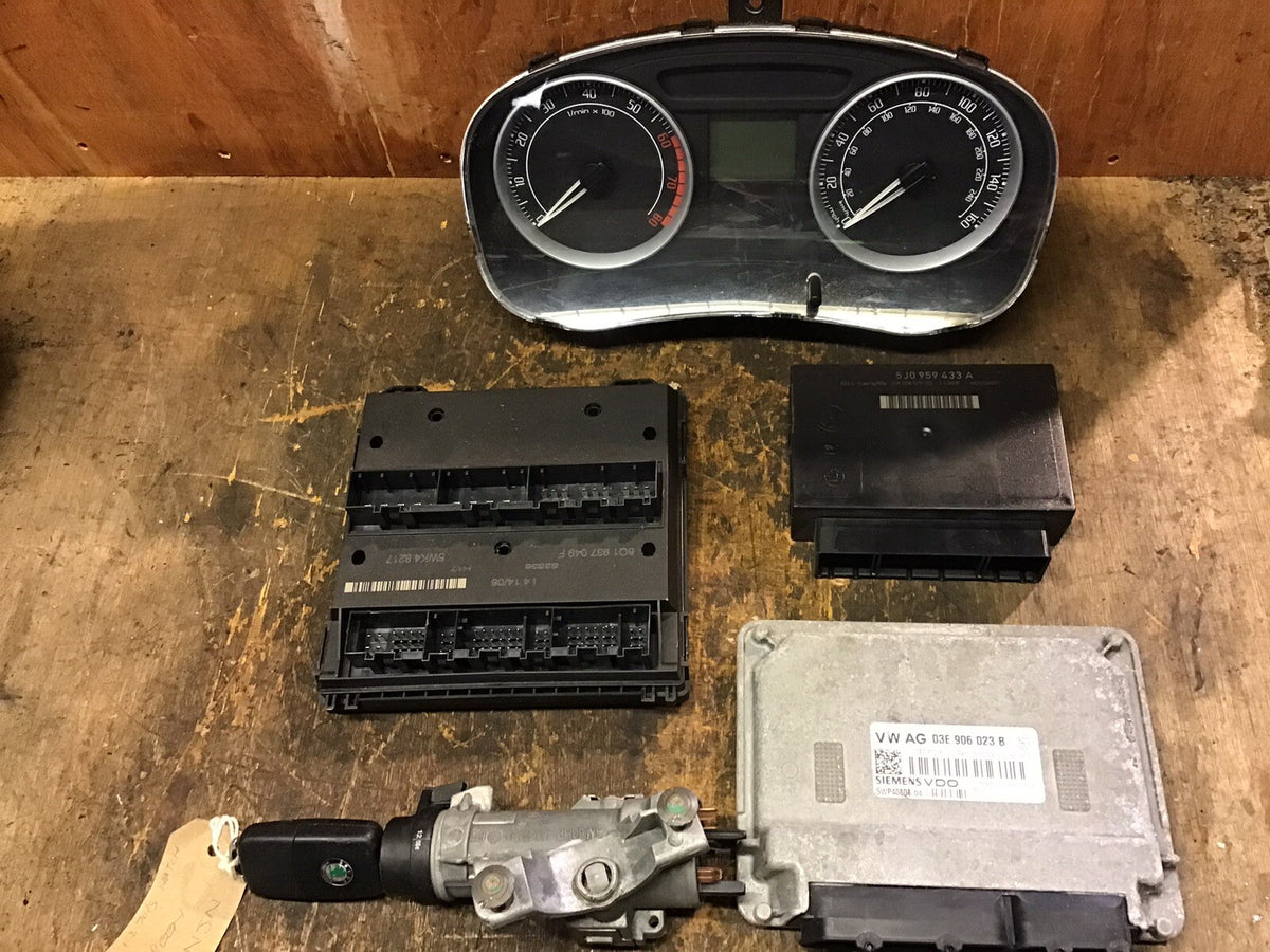 SKODA FABIA 1.2 PETROL ECU KIT 03E906023B SIEMENS 5WP40808 BZG 2006 20117
