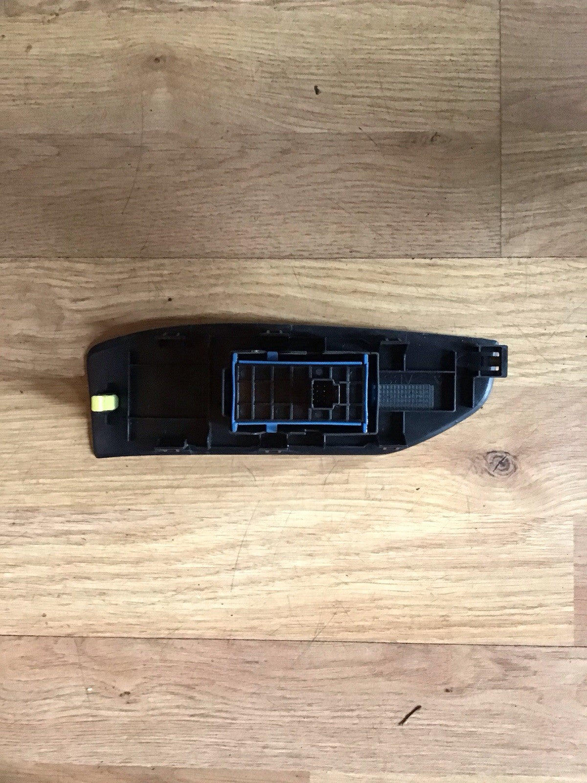 TOYOTA VERSO PASSENGER SIDE ELECTRIC WINDOW CONTROL SWITCH 74232 0F050 2013 20183