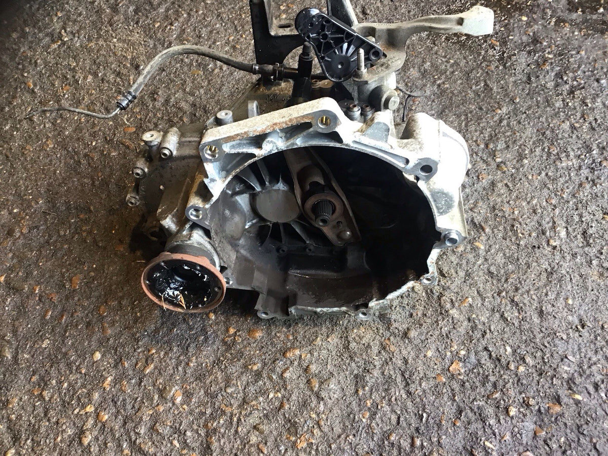 VOLKSWAGEN POLO 6C 1.2 PETROL GEARBOX CODE PED 5 SPEED 2013-2017