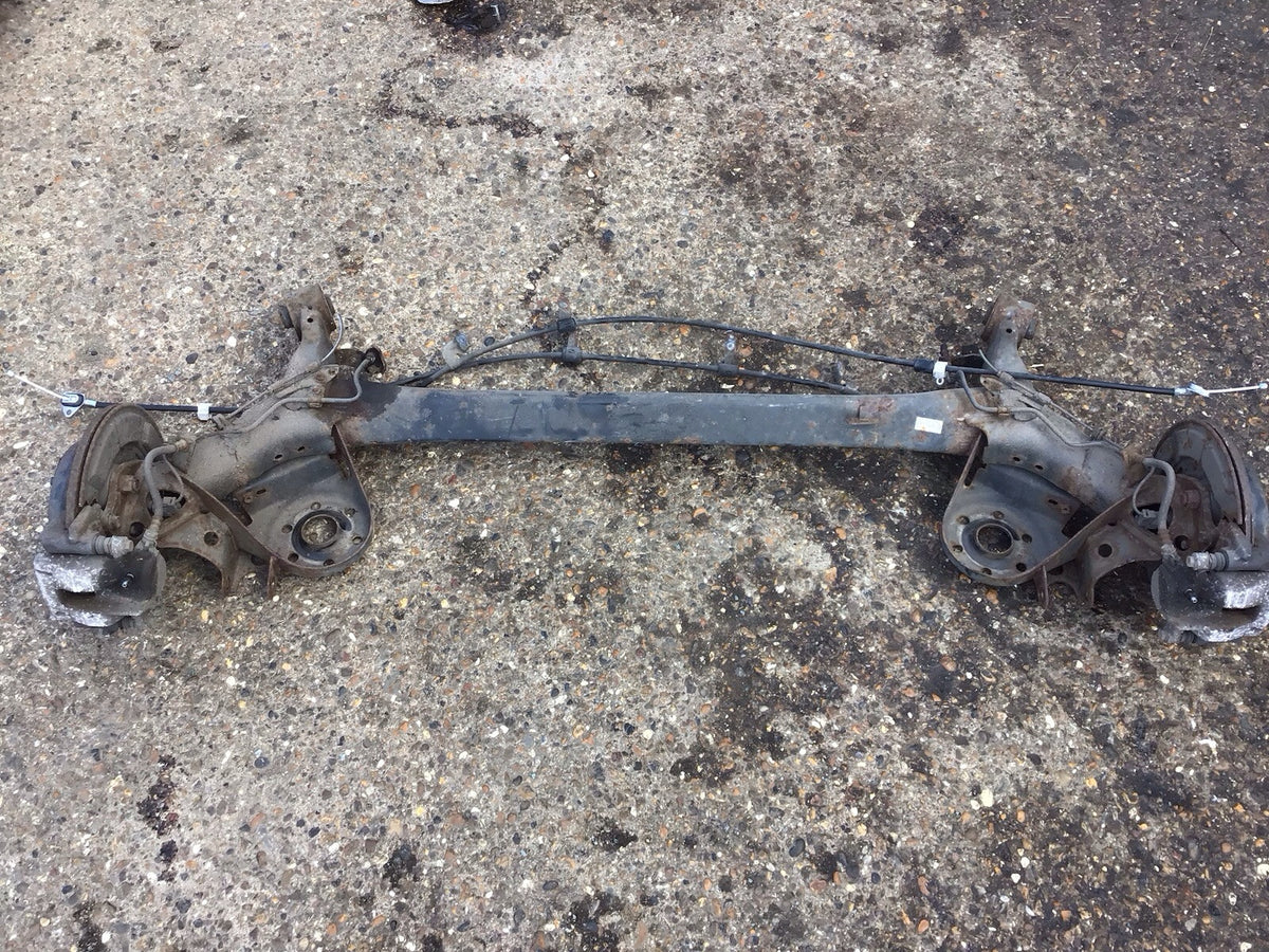 TOYOTA VERSO MK2 REAR AXLE BEAM DISC ABS 2013 20181