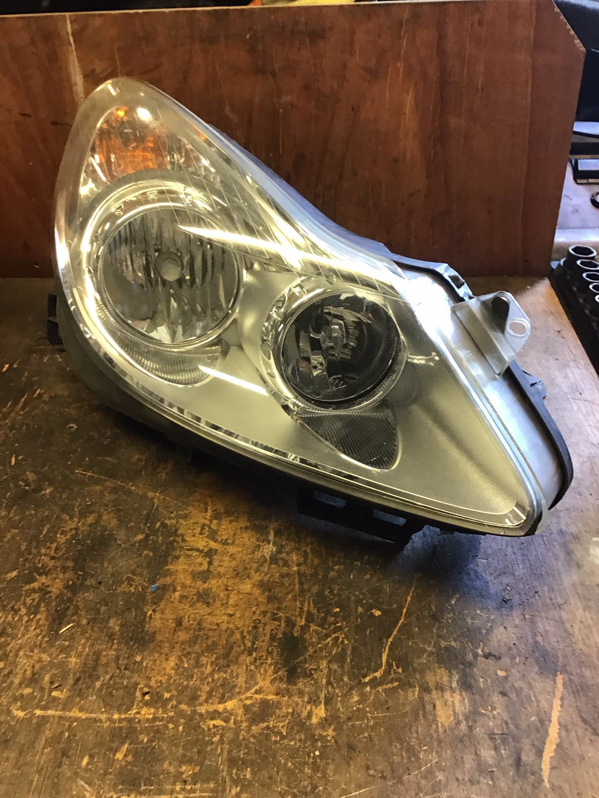 VAUXHALL CORSA D DRIVER'S SIDE HEADLIGHT SILVER INSERT 13186384 2006 20102