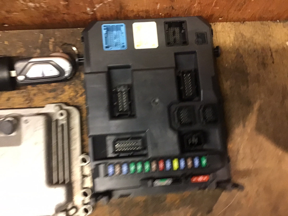 CITROEN DS3 1.6 HDI ECU KIT 9807885980 BOSCH 0281030436 9HP 2010 20156