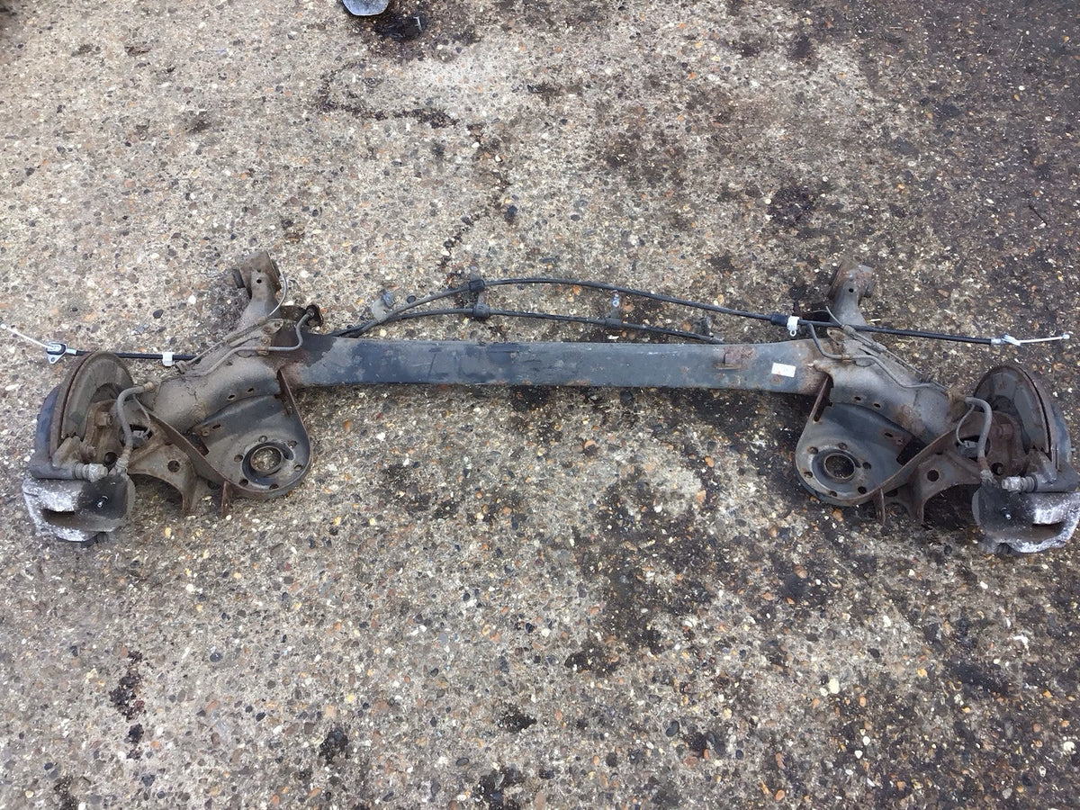 TOYOTA VERSO MK2 REAR AXLE BEAM DISC ABS 2013 20186