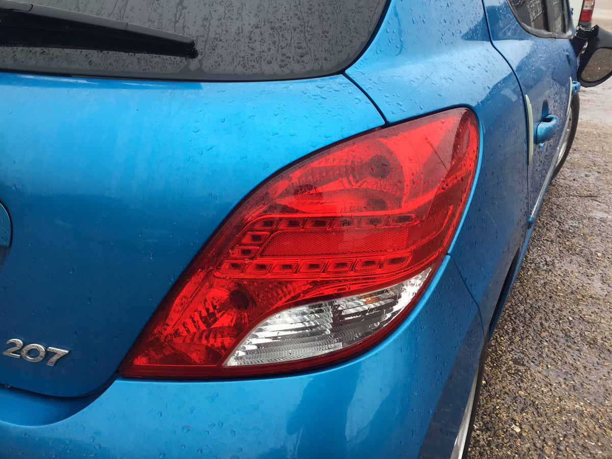 PEUGEOT 207 DRIVER'S SIDE O/S REAR LIGHT 2009 201210