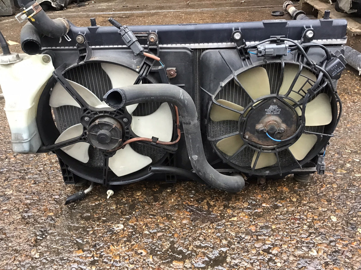 HONDA JAZZ MK2 1.4 PETROL AUTOMATIC RADIATOR FAN COWLING 2001 20087