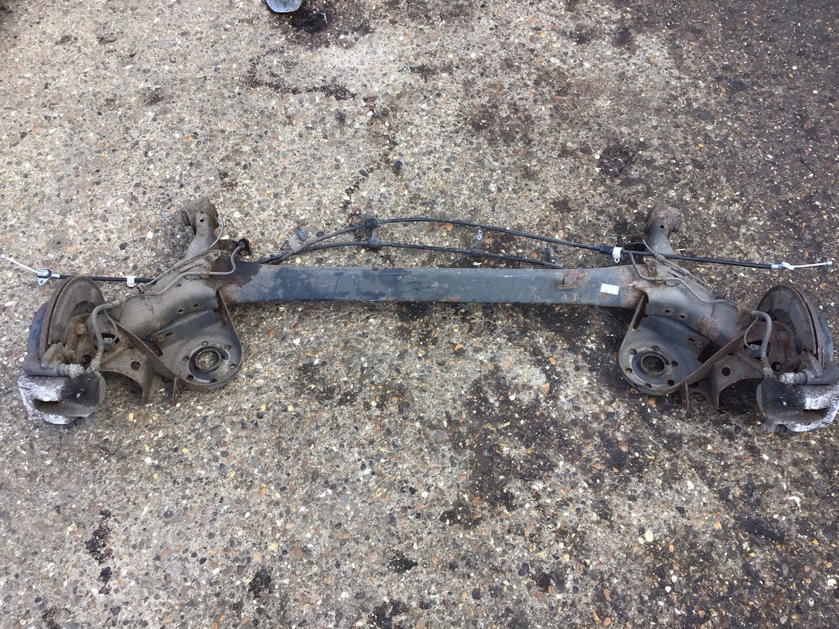 TOYOTA VERSO MK2 REAR AXLE BEAM DISC ABS 2013 20183