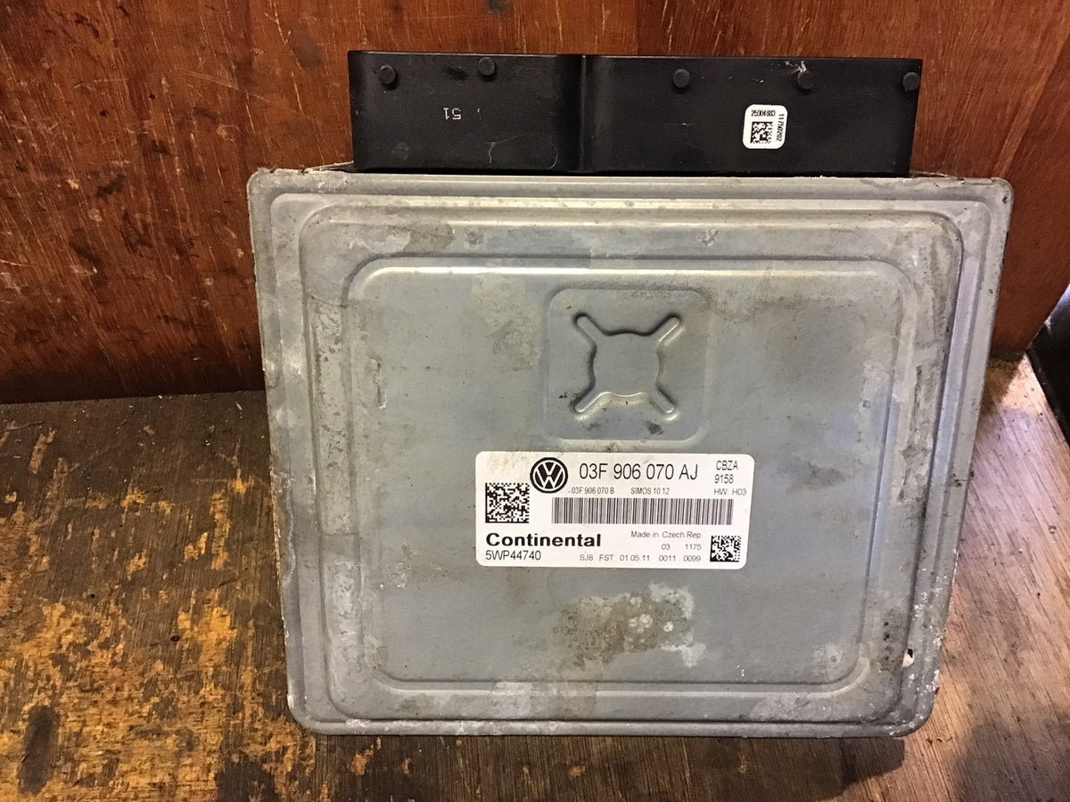 VOLKSWAGEN SEAT AUDI 1.2TSI PETROL ECU  03F906070AJ CBZA 2009 20140