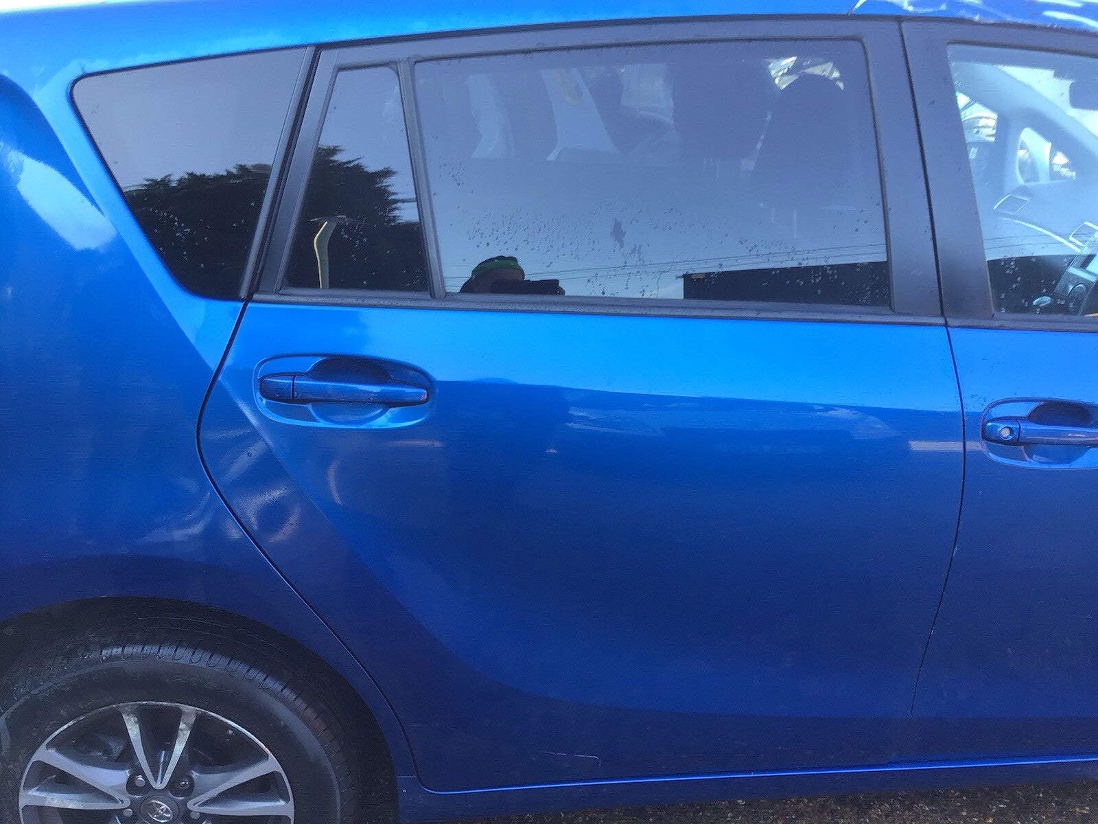 TOYOTA VERSO DRIVER'S SIDE O/S REAR DOOR BLUE STREAK METALLIC 8T7 2013 20180