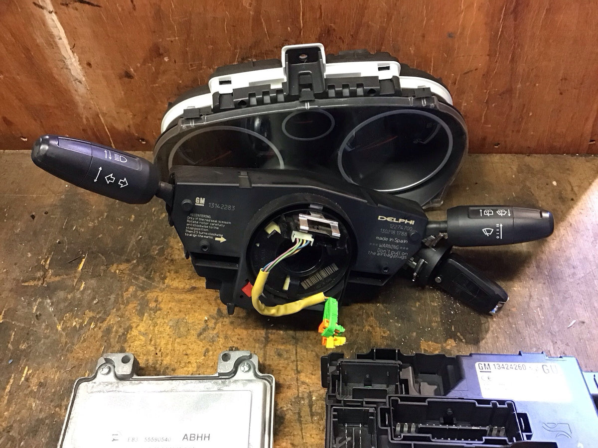 VAUXHALL CORSA D 1.2 PETROL ECU KIT 55590540 ABHH A12XER 2010 20145