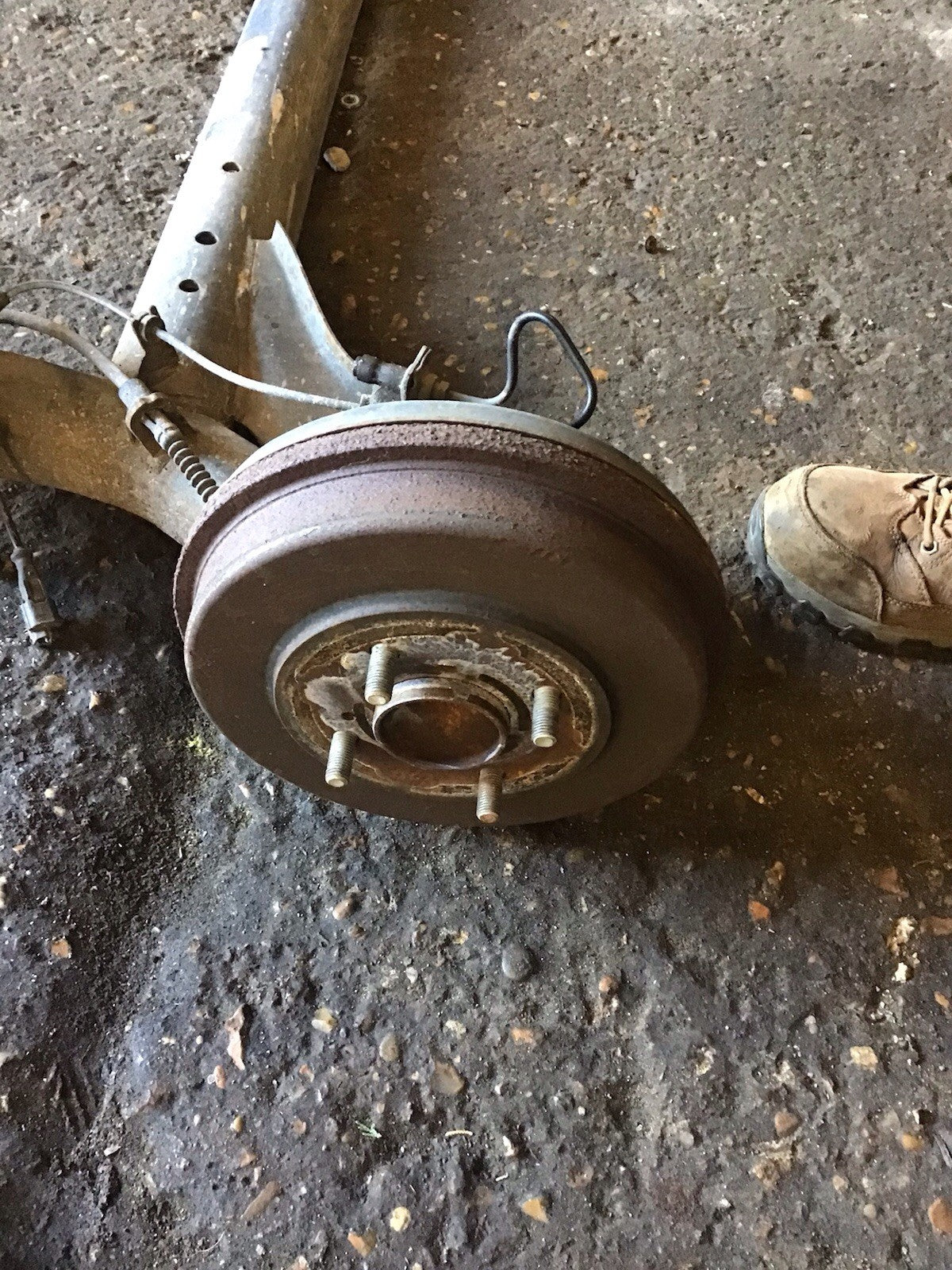 FORD B MAX REAR AXLE DRUM BRAKES ABS 2013 20186