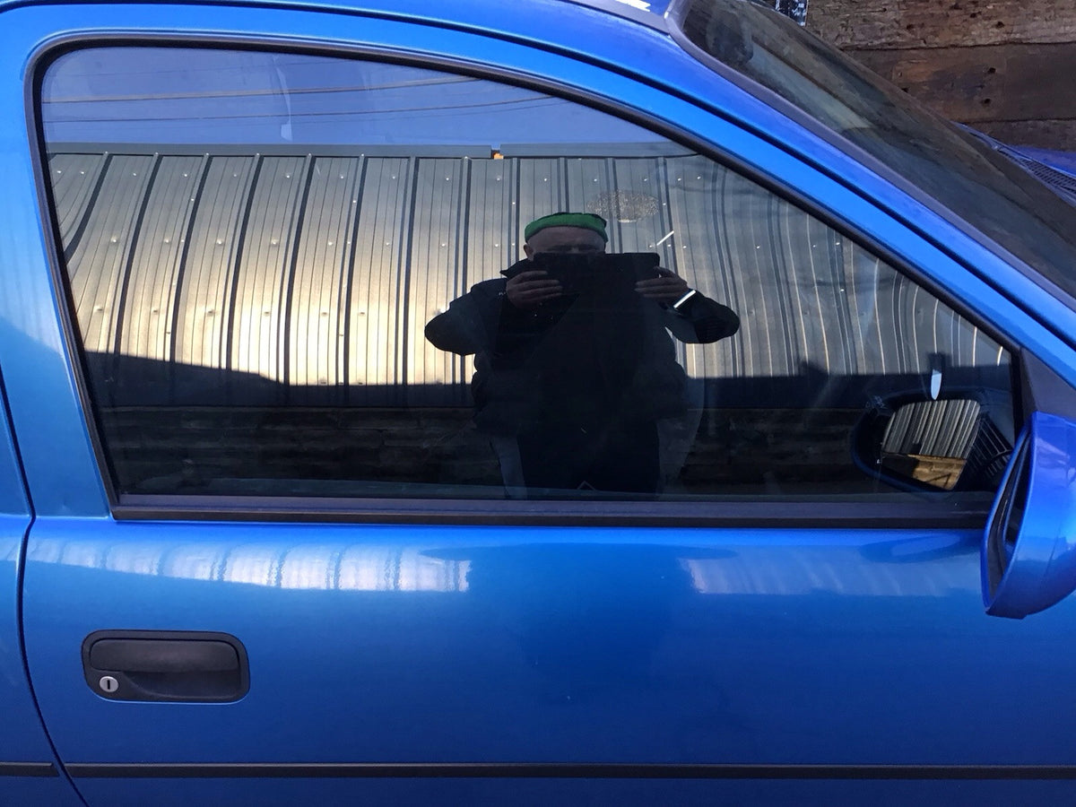 VAUXHALL CORSA B DRIVER'S O/S SIDE WINDOW GLASS DOOR WINDOW 3 DOOR  1993 20001