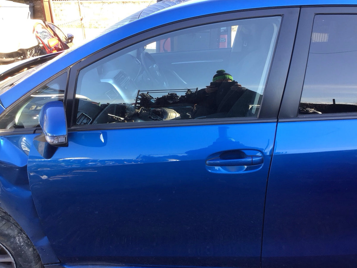 TOYOTA VERSO PASSENGER'S SIDE N/S FRONT DOOR BLUE STREAK METALLIC 8T7 2013 20182