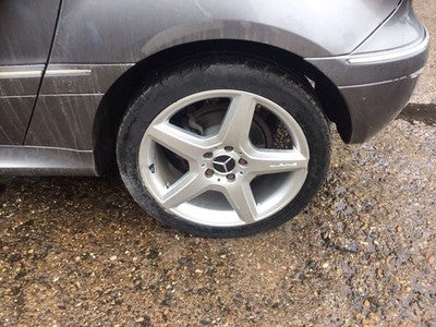 MERCEDES A,B CLASS AMG ALLOY WHEEL 18'' A1694011602 TYRE 225X45X18 2005-2012